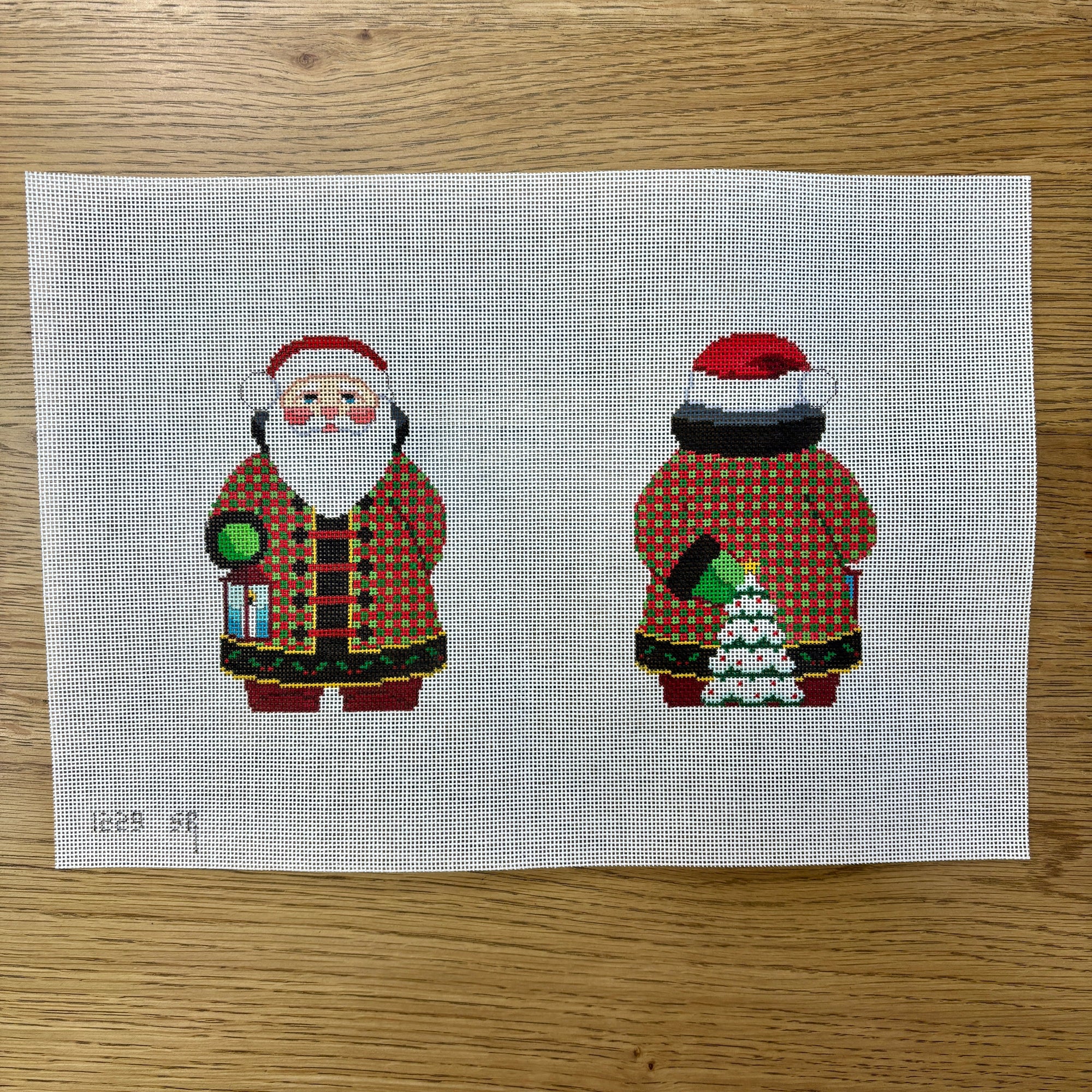 Checker Coat Santa, 2 Sided - 18 mesh