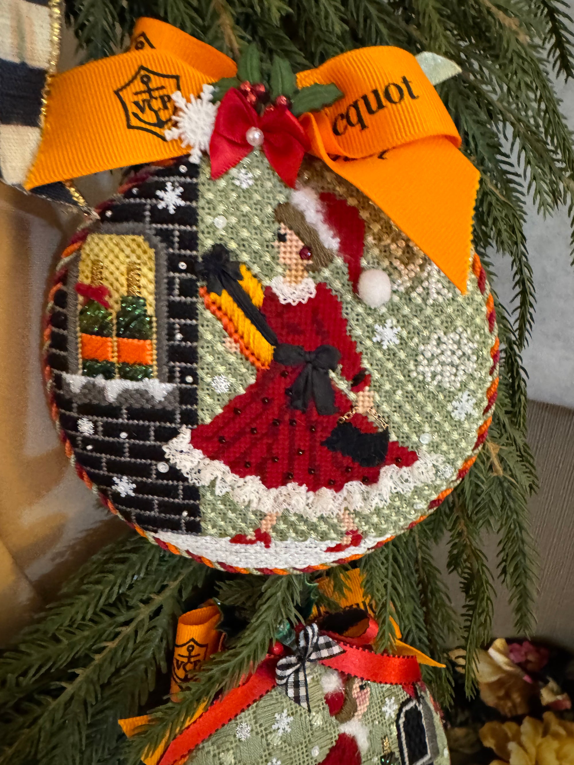 DEPOSIT - Betty Loves Bubbles Club - The Flying Needles