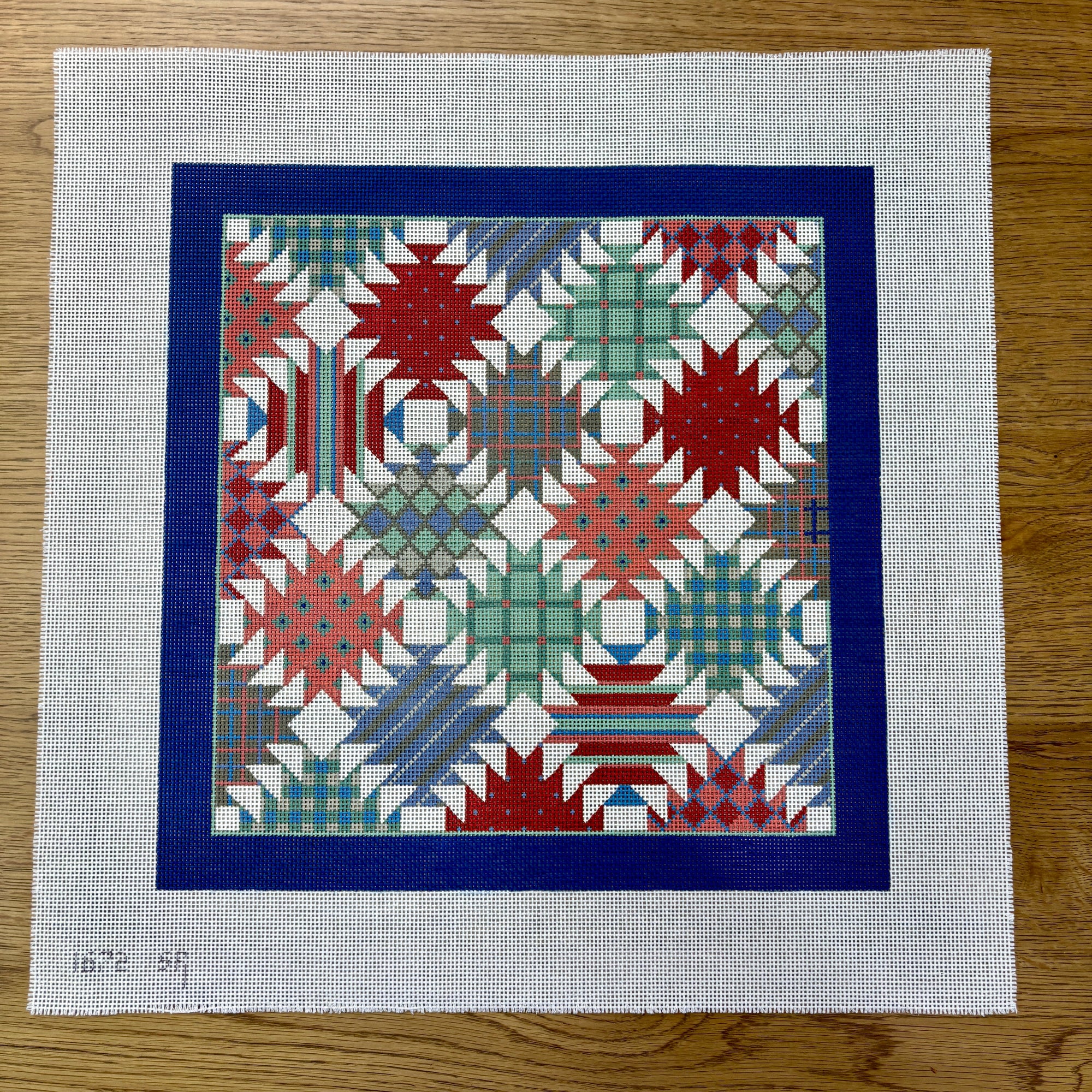 Pineapple, 14" Quilt - 13 mesh