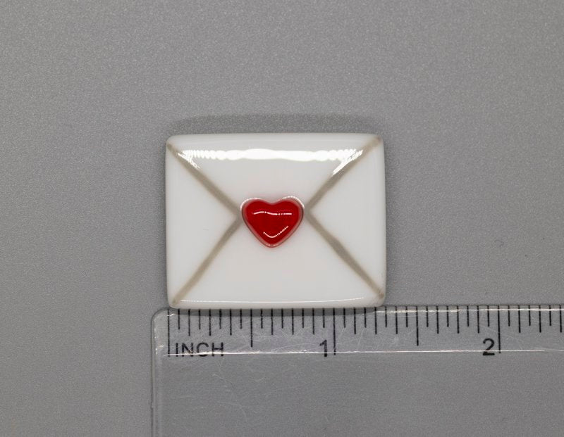 Beau Verre Love Letter Glass Needleminder - The Flying Needles