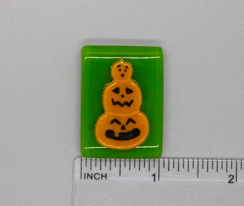 Beau Verre Jack O'Lantern Stack Needleminder - The Flying Needles