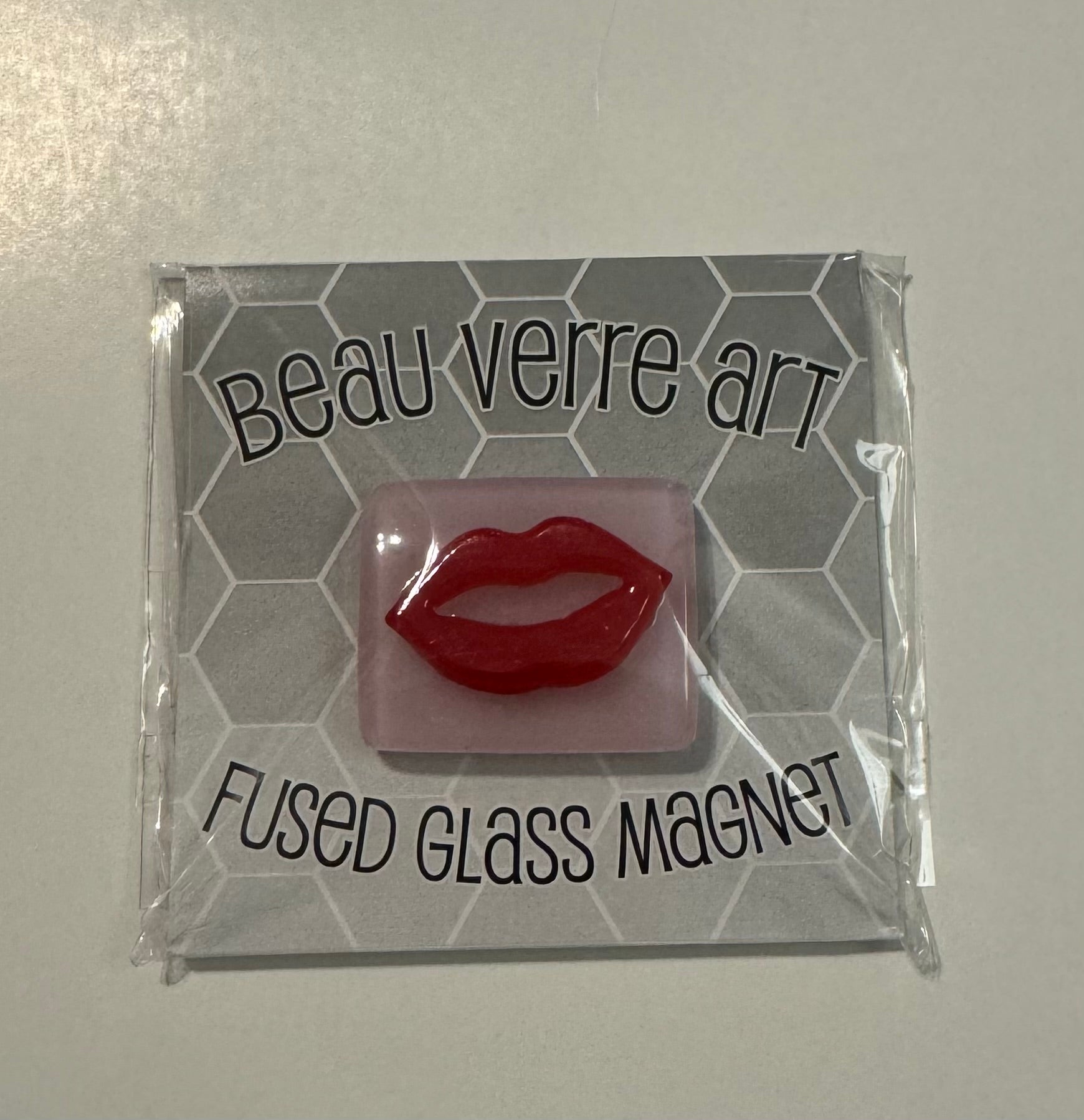 Beau Verre Lips Needleminder - The Flying Needles