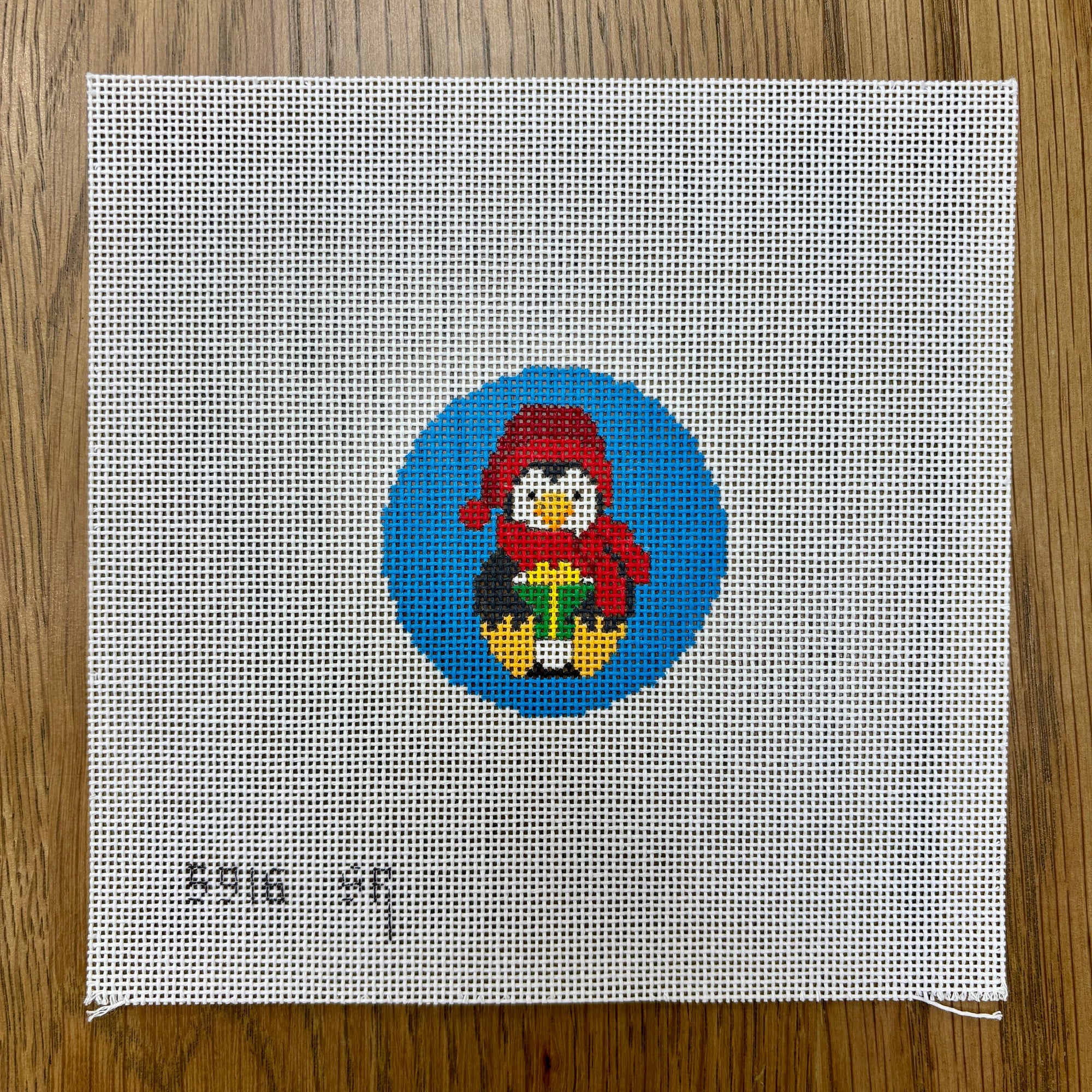 Penguin with Gift, 2.5" Round