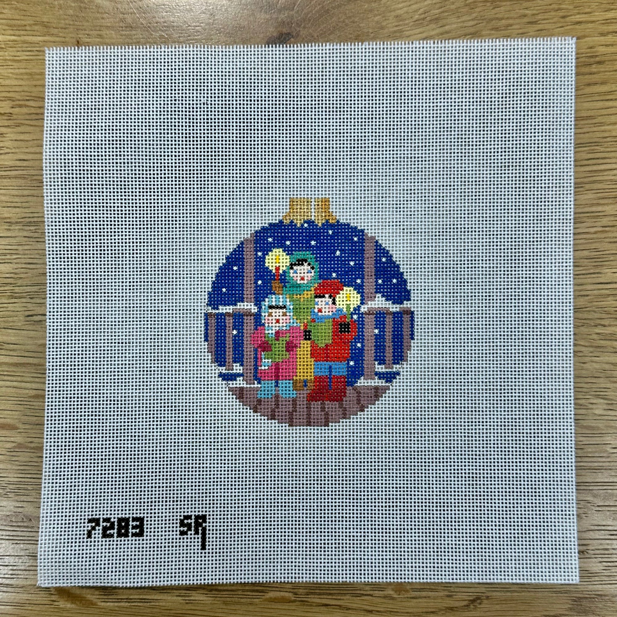 Carolers, 3.25" Round