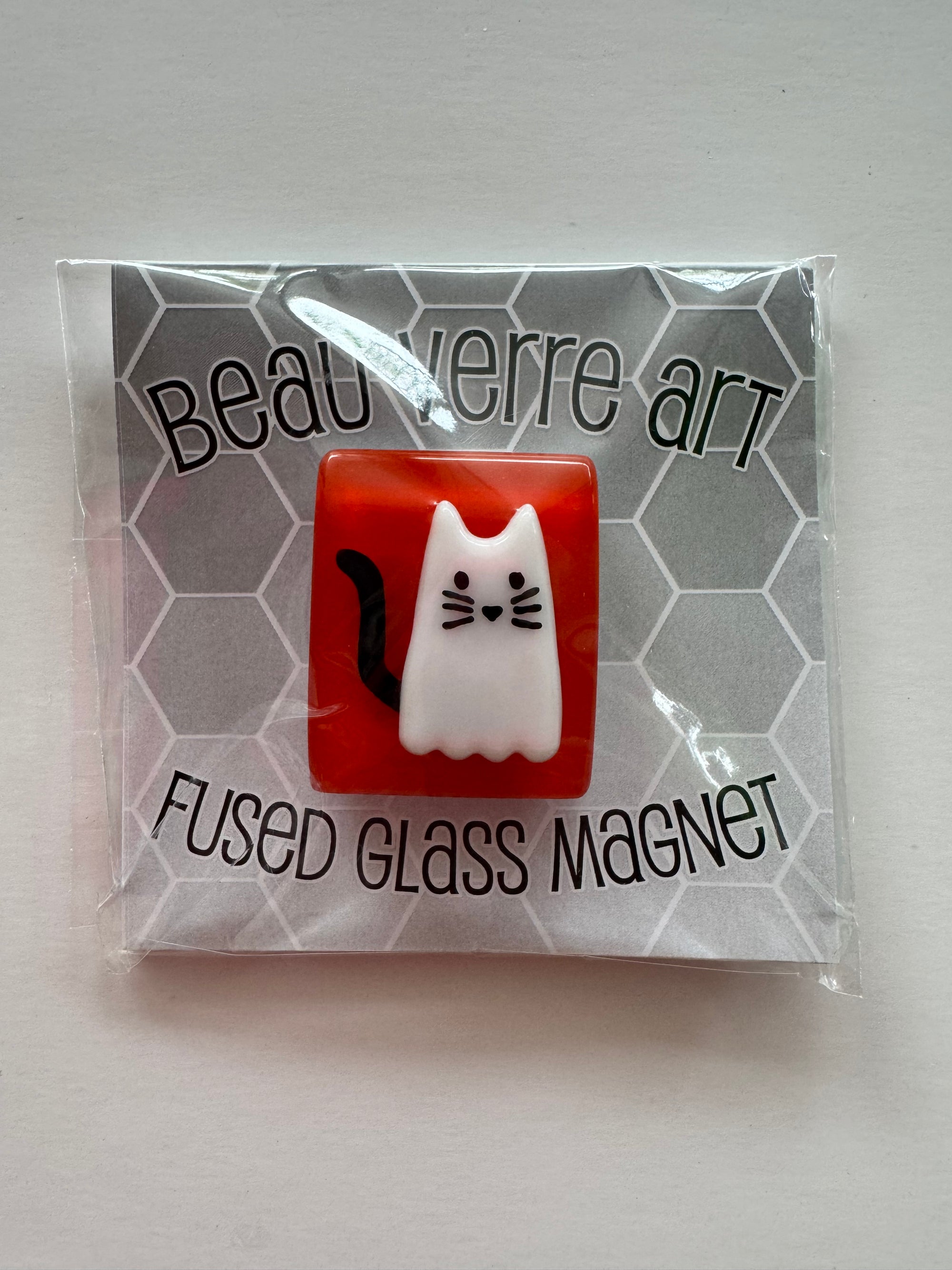 Beau Verre Ghost Cat Needleminder - The Flying Needles