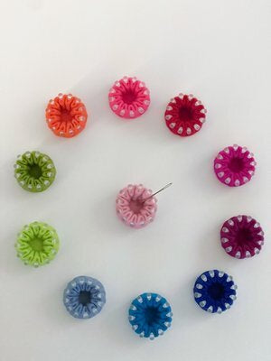 Merry L Cozie Needleminder - The Flying Needles