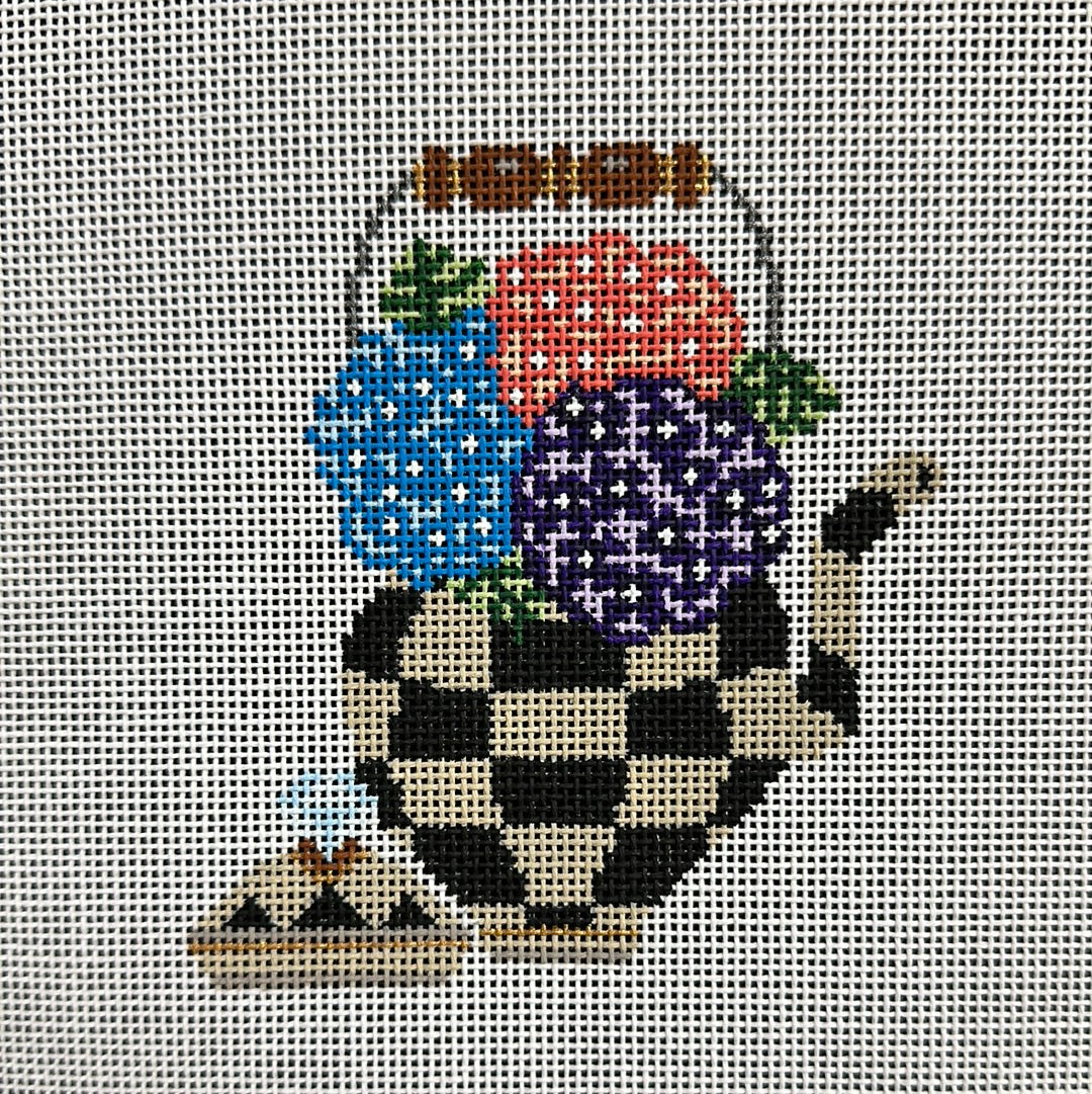 MC Hydrangea Teapot - The Flying Needles