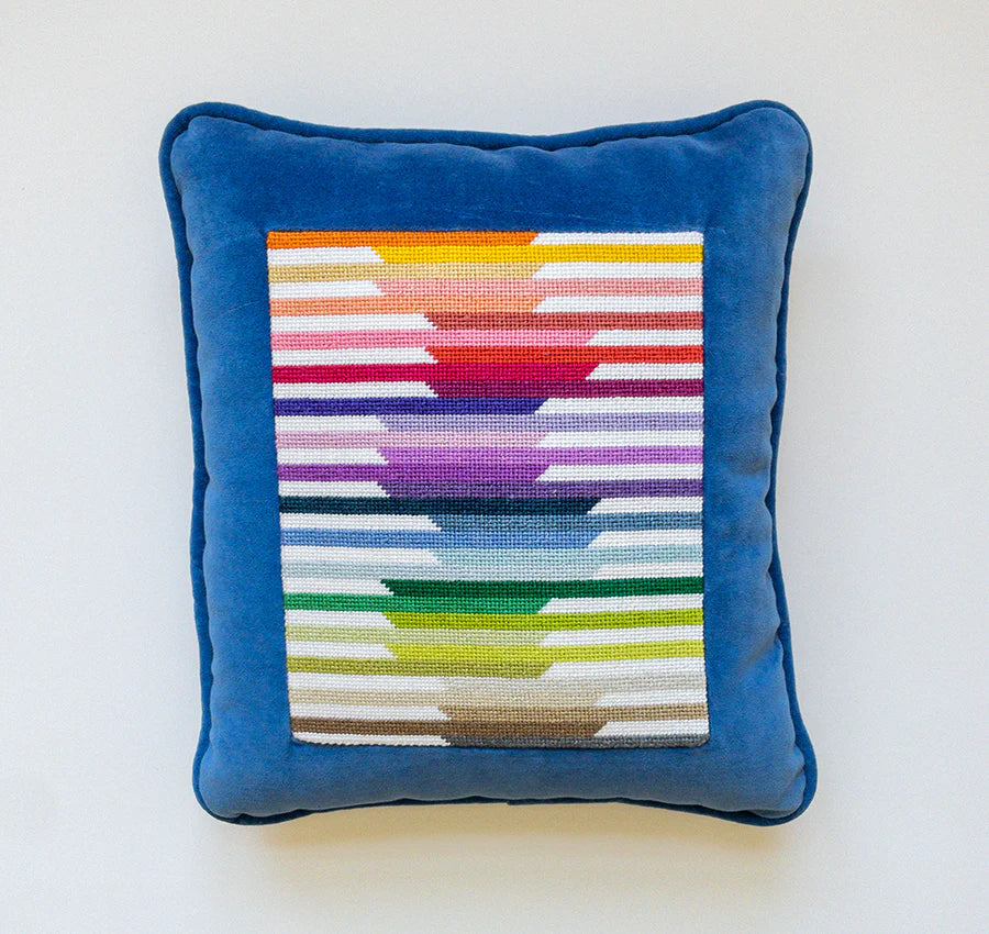 Cascade Canvas - The Flying Needles