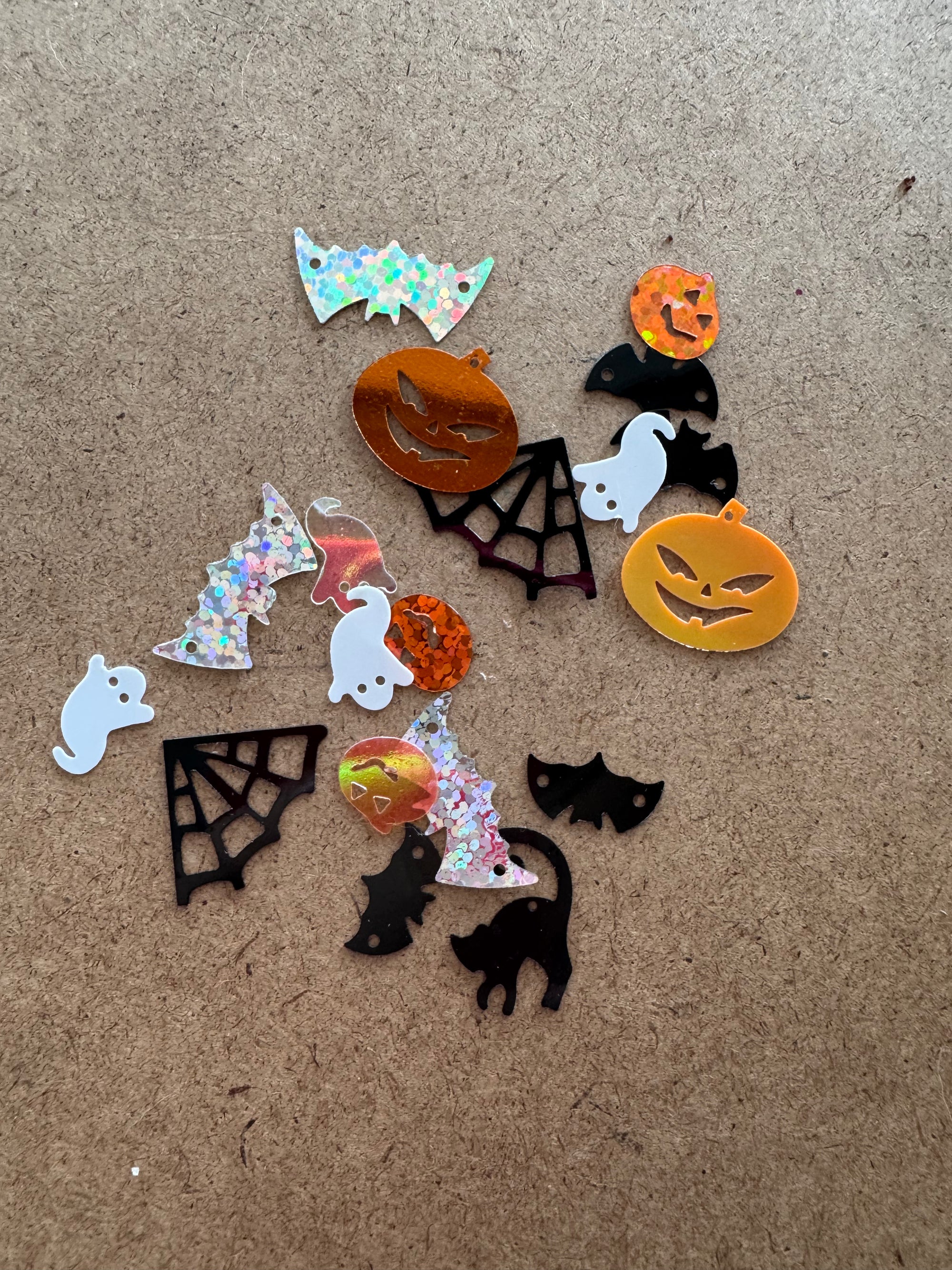 Spooky Mix Sequins - The Flying Needles