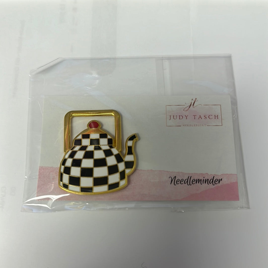 MC Kettle Needleminder - The Flying Needles