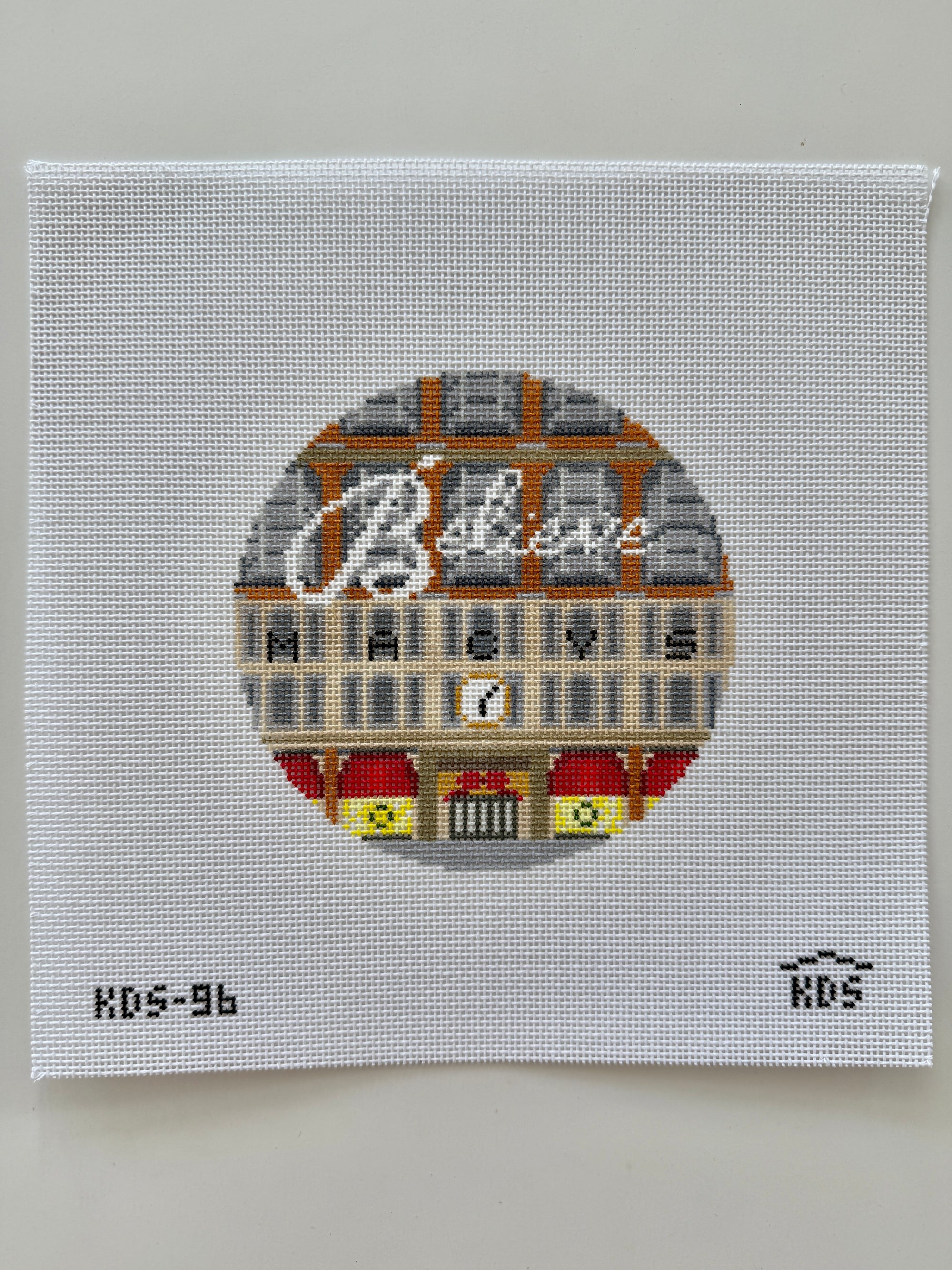 Macy's Storefront Round - The Flying Needles