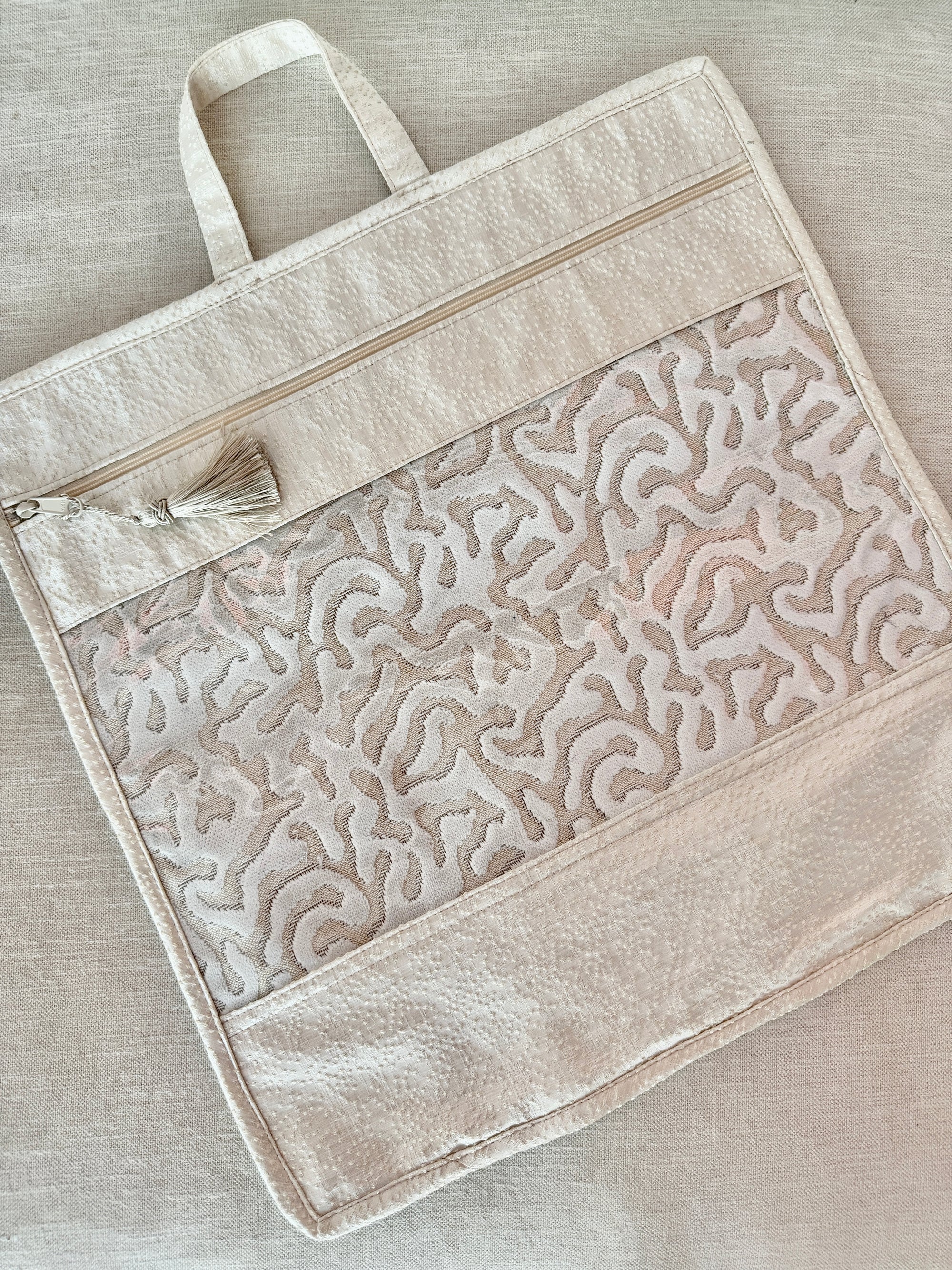 Luxe Fabric Project Bag with Tassel - The Flying Needles