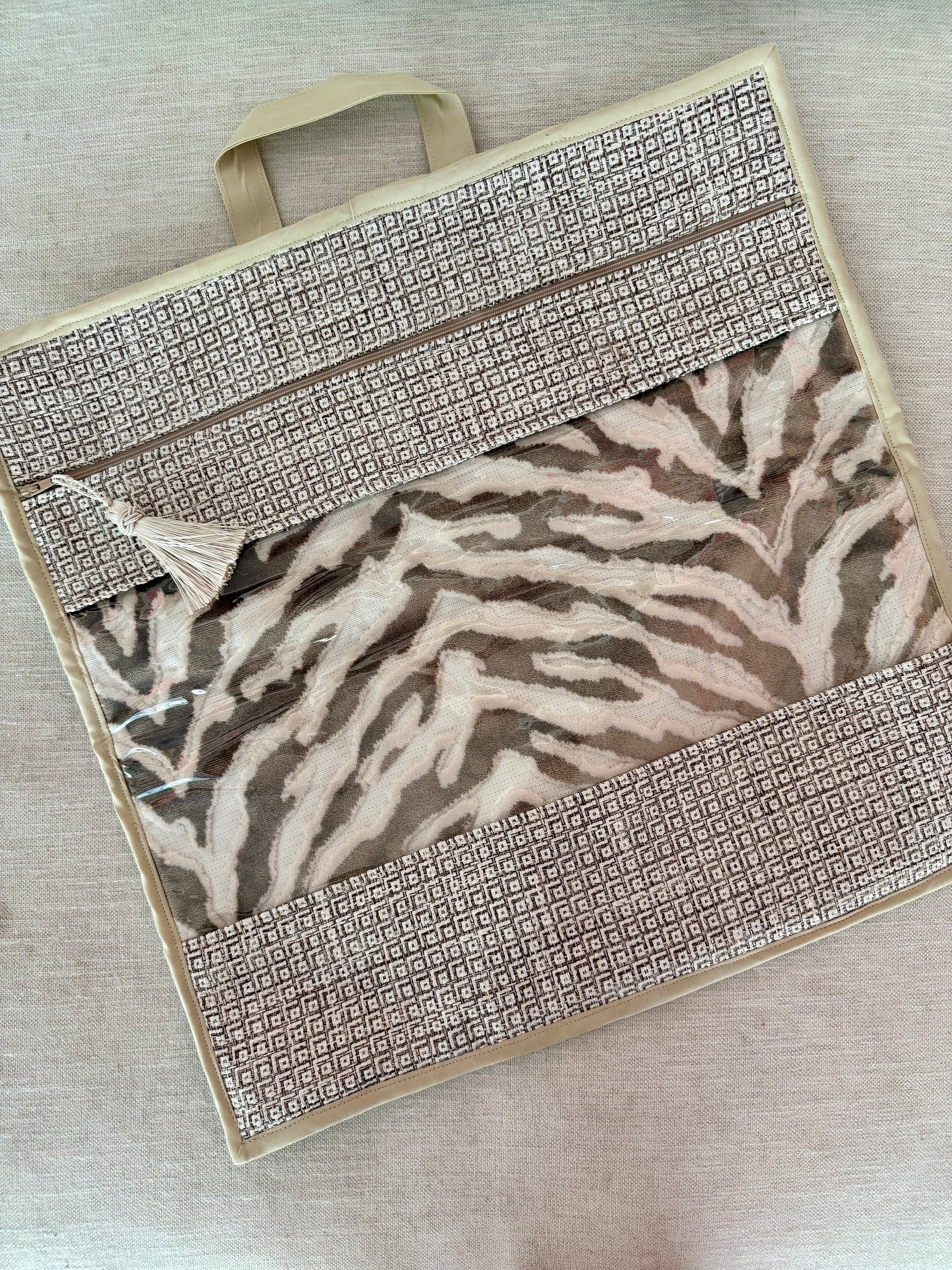 Luxe Fabric Project Bag with Tassel - The Flying Needles