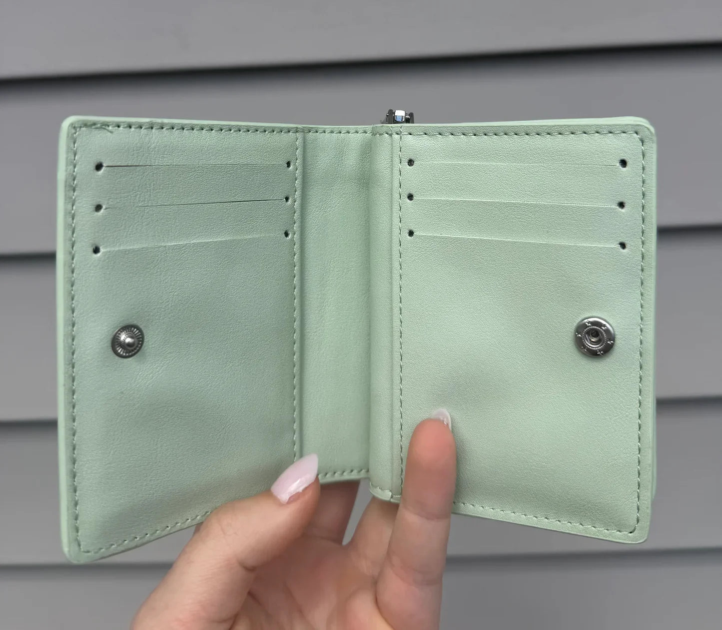 Arden Gray Self Finishing Zipper Snap Wallet - The Flying Needles