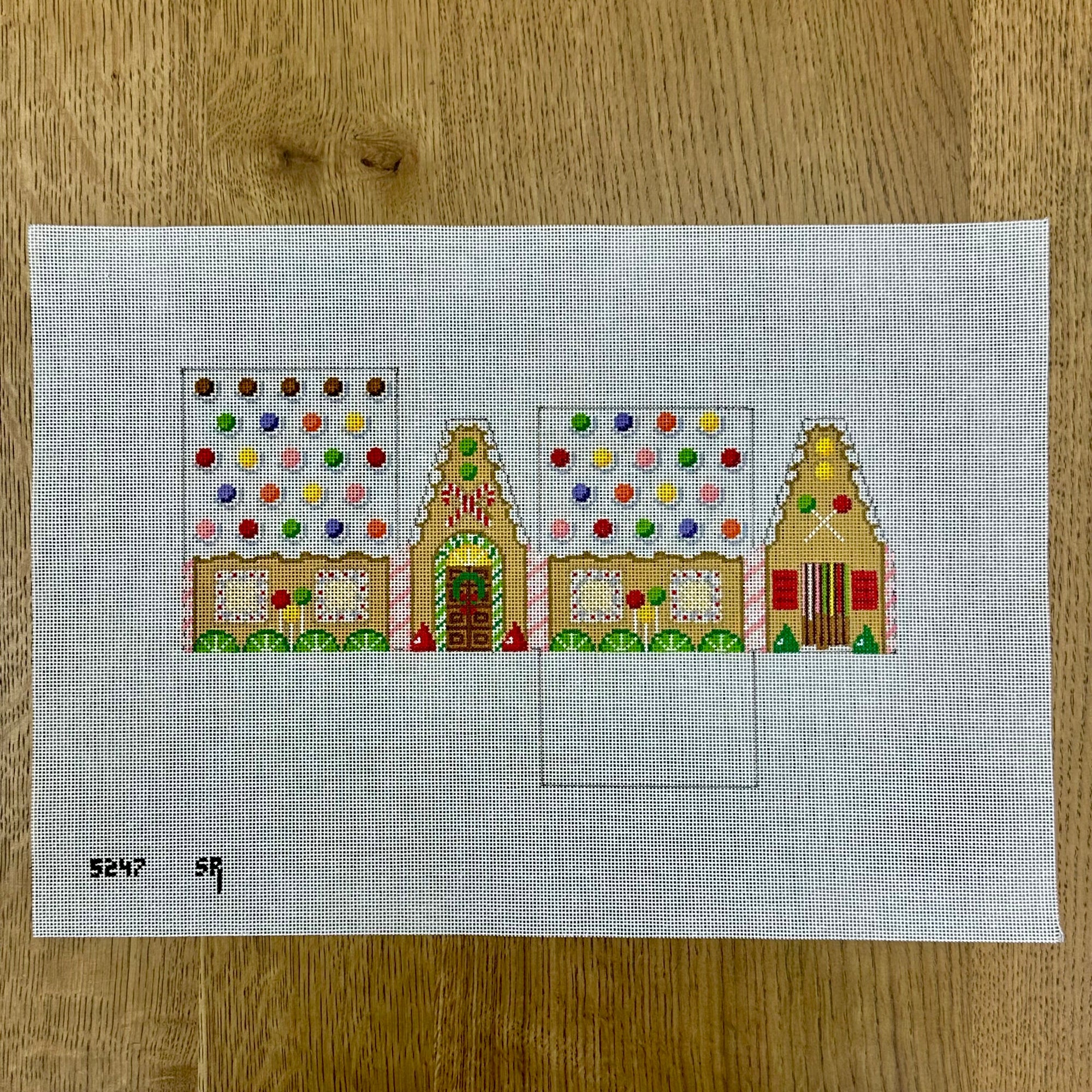 Skittles and Lime Slices, 3D Gingerbread House - 18 mesh