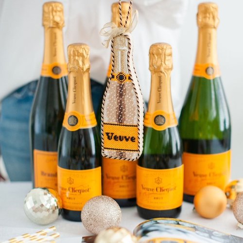 Veuve Bottle - Antelope - The Flying Needles