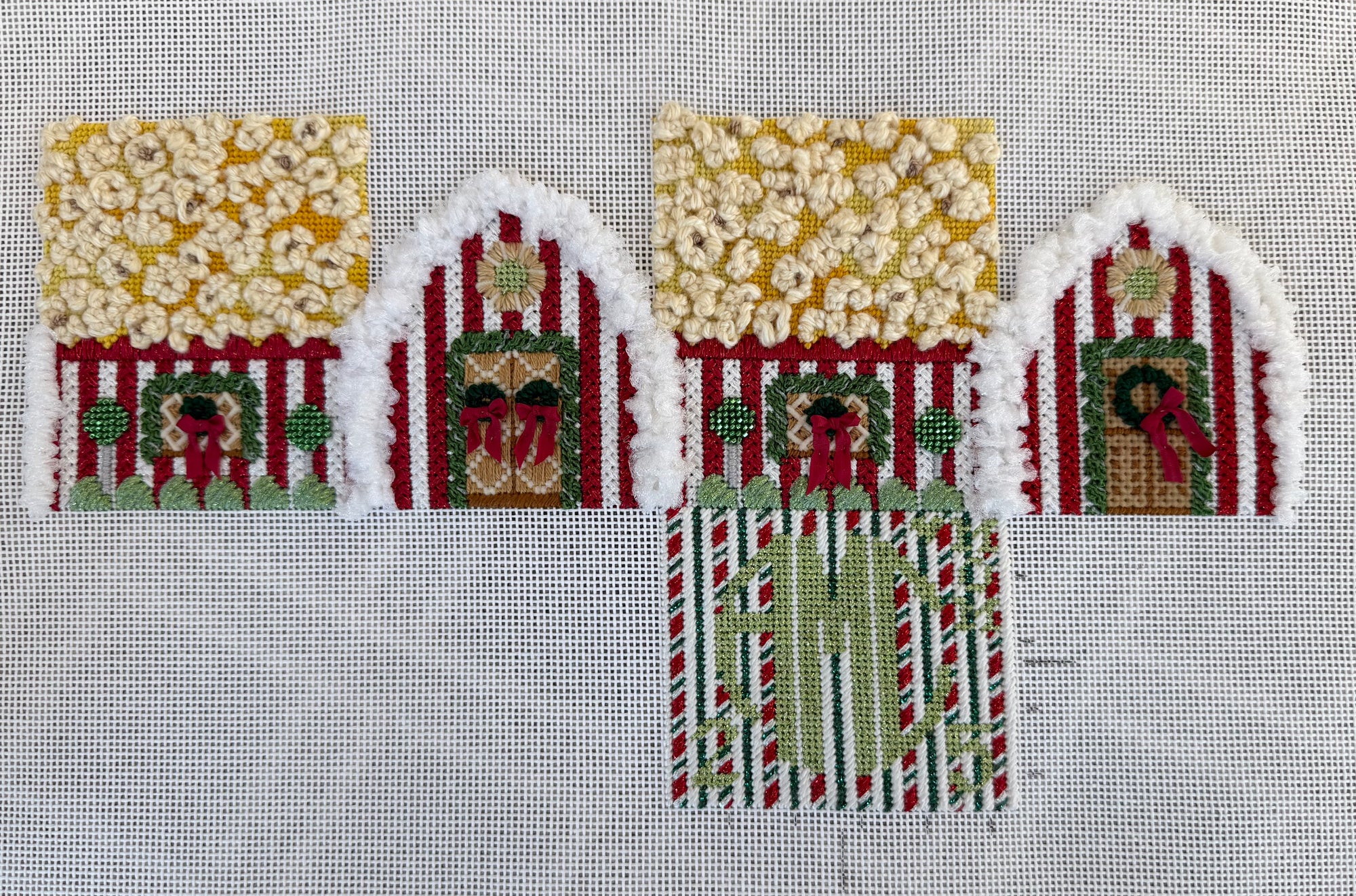 PREORDER - Susan Roberts Popcorn House Kit - The Flying Needles