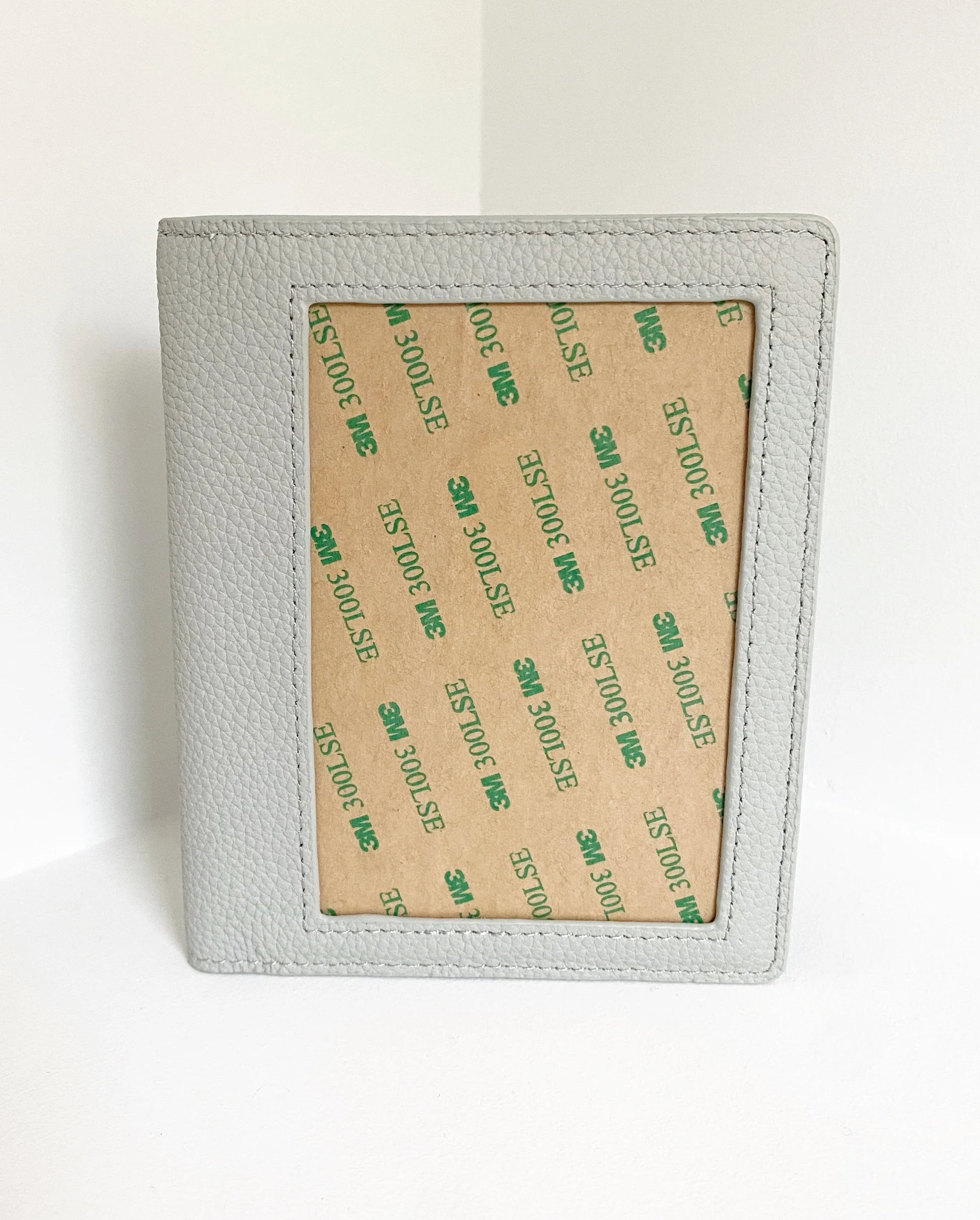 Self-Finishing Passport Cover - The Flying Needles