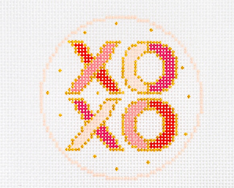 XOXO Round - The Flying Needles