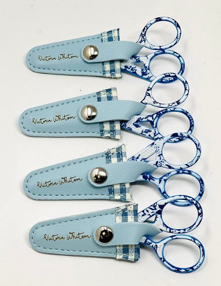 3.5” Toile Scissors with Gingham Lined Sheath - The Flying Needles