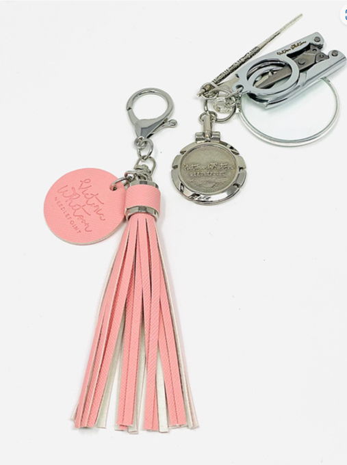 Tassel w Silver Tools - The Flying Needles
