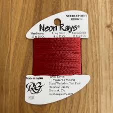 Neon Rays N20 Red - The Flying Needles