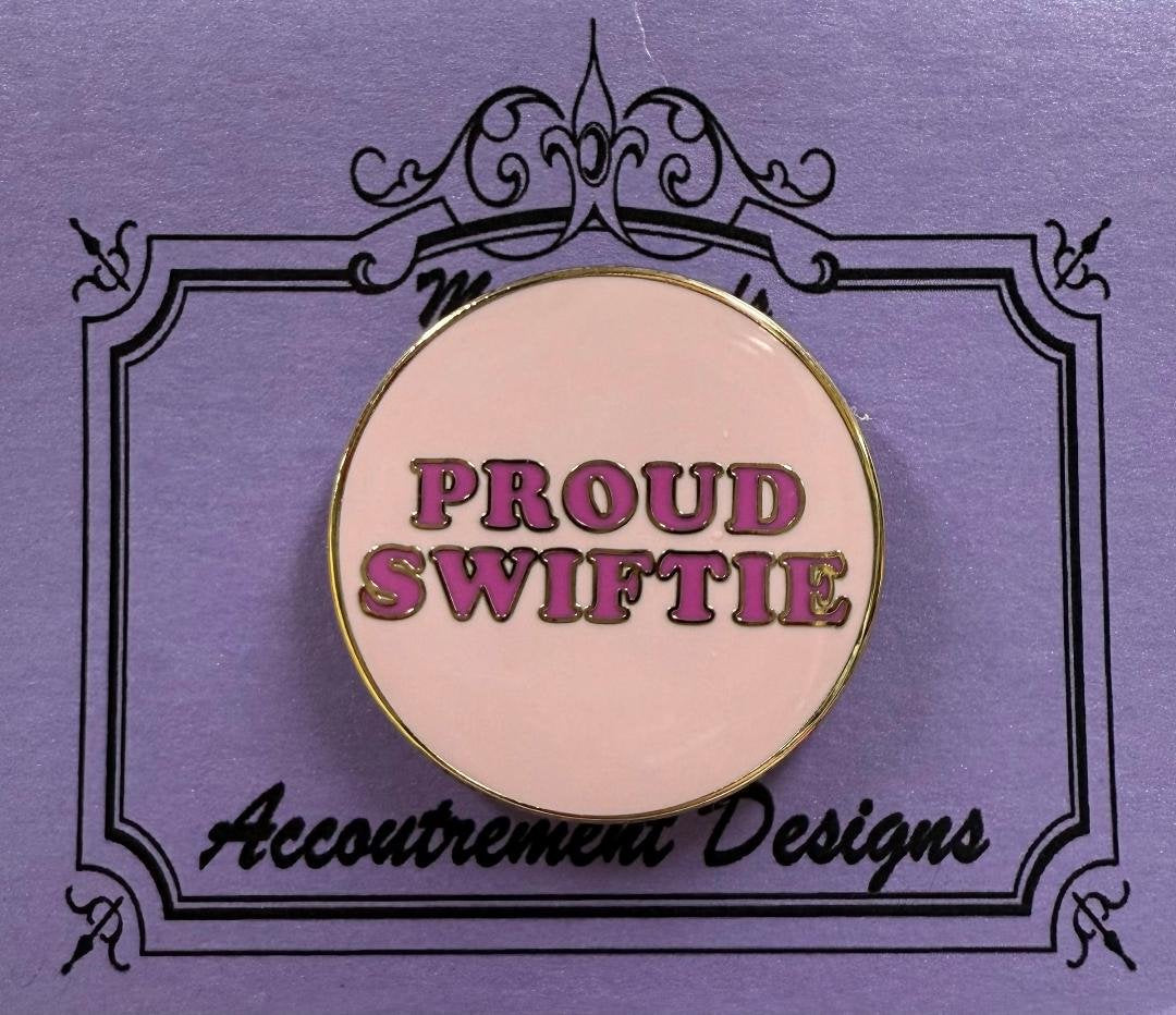 Proud Swiftie Needleminder - The Flying Needles