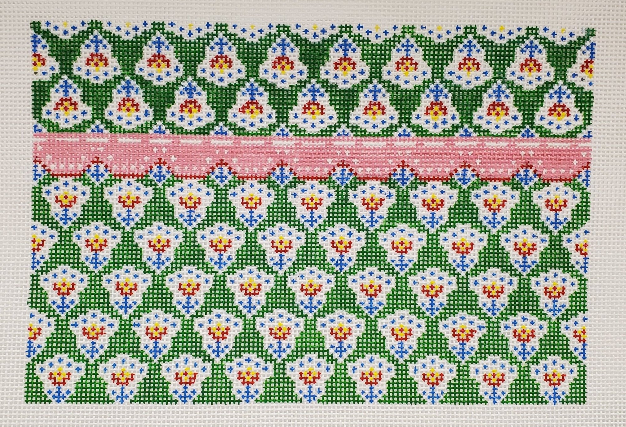 Green & Red Clutch - The Flying Needles