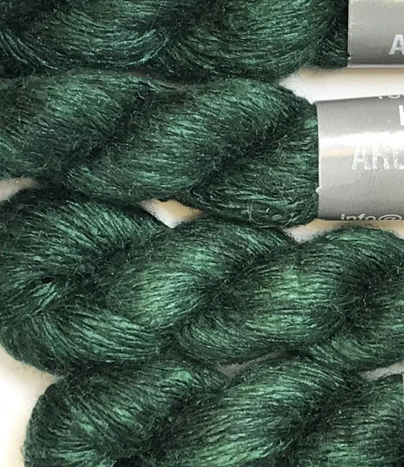 Pepper Pot Silk Variegated 316 Arugula - The Flying Needles