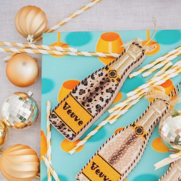 Veuve Bottle - Leopard - The Flying Needles