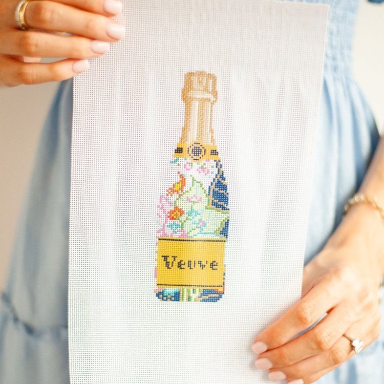 Veuve Bottle - Tobacco Leaf - The Flying Needles